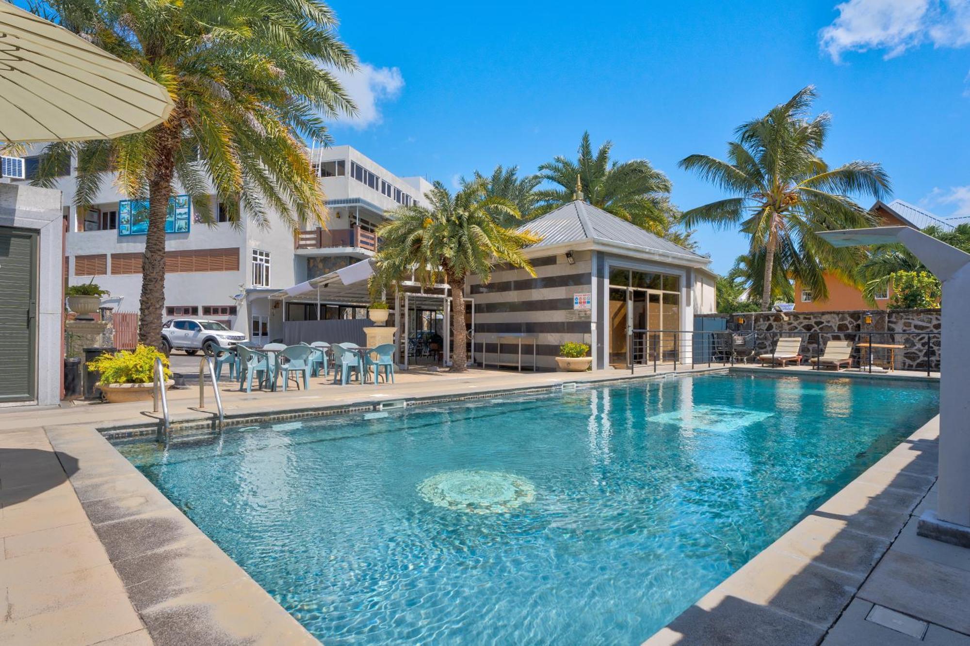 Pereybere Apartment With Breakfast And Private Balcony Pereybere Beach Eksteriør bilde