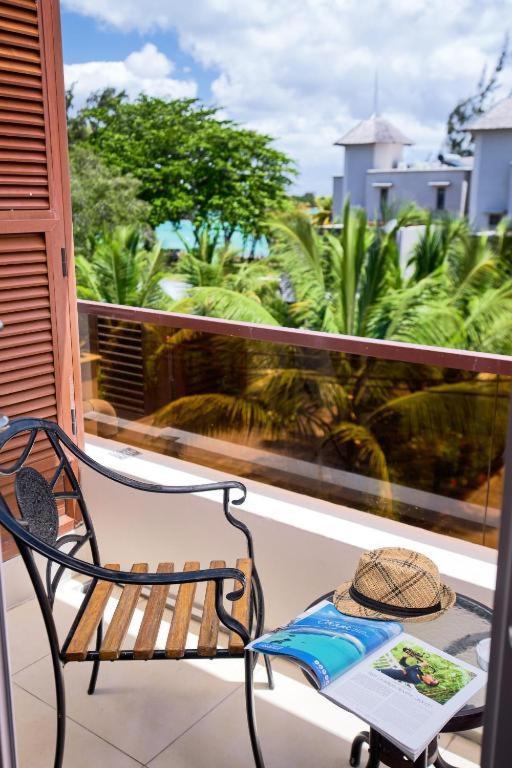 Pereybere Apartment With Breakfast And Private Balcony Pereybere Beach Eksteriør bilde
